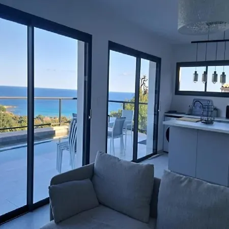 With Private Pool, Sea View, 800 M From In Tarco Hébergement de vacances